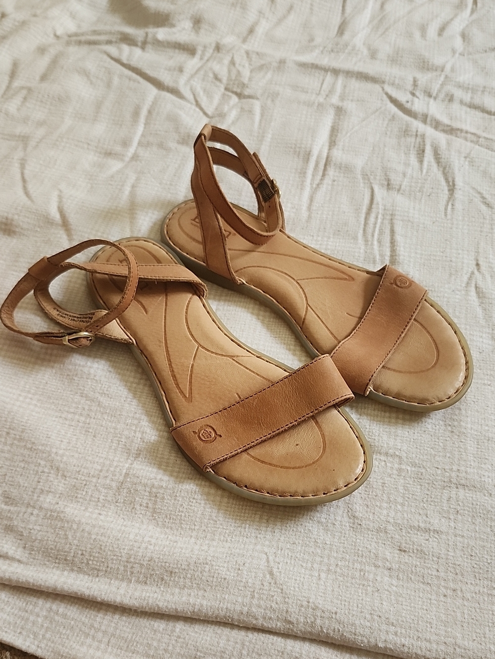 Born Leather Ankle-Strap Sandals Padded Footbed Brown Tan